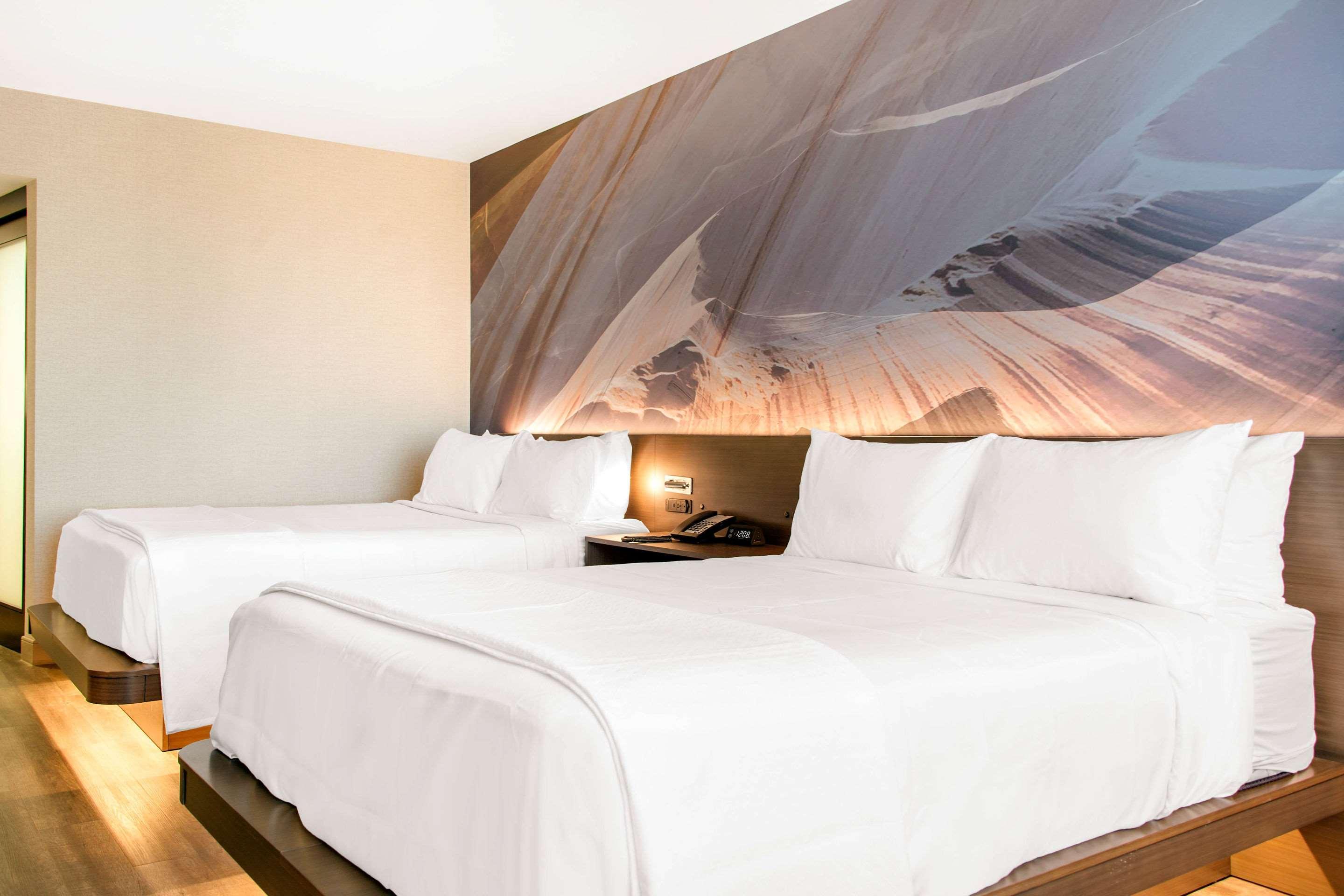 Cambria Hotel Greenville Kültér fotó