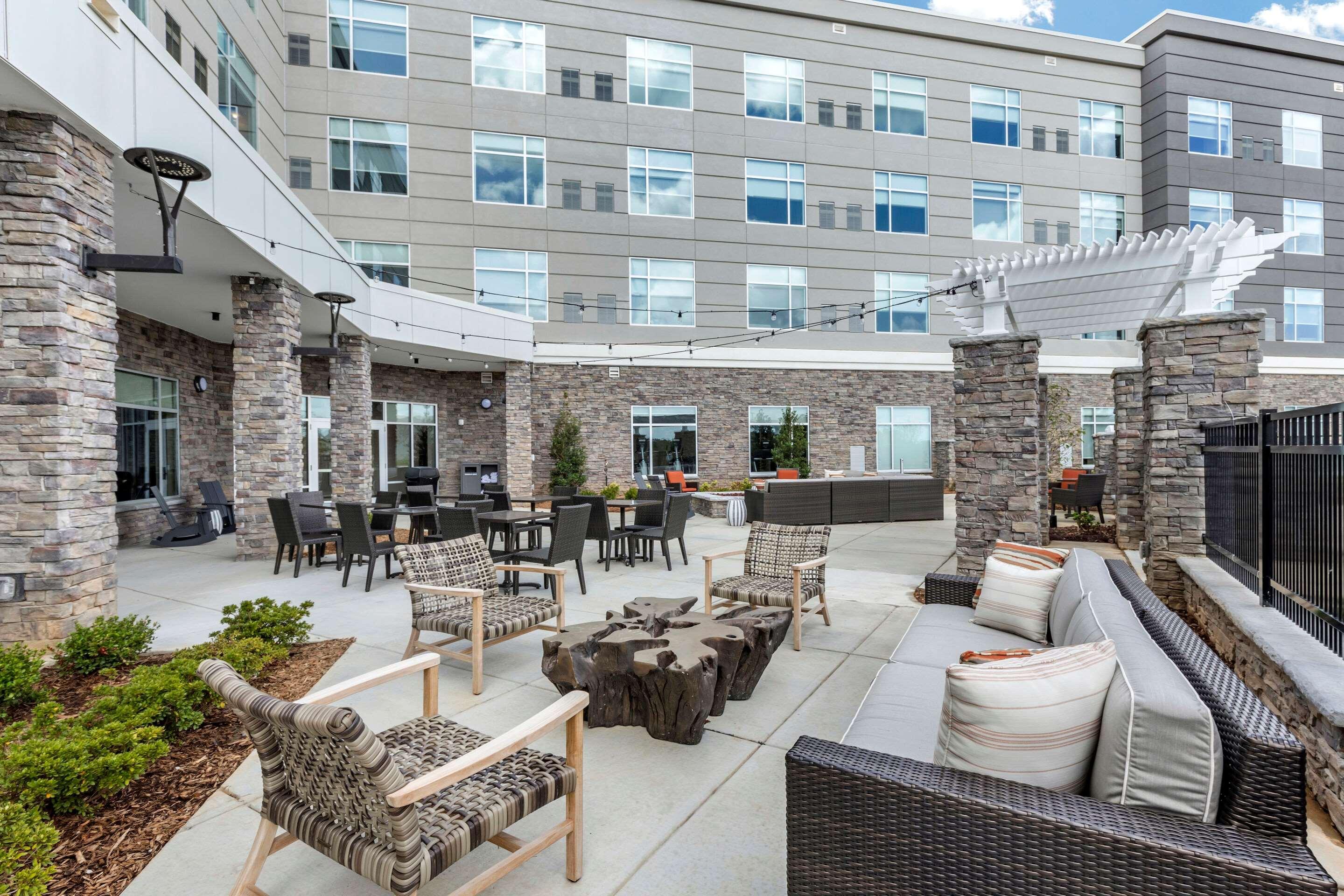 Cambria Hotel Greenville Kültér fotó