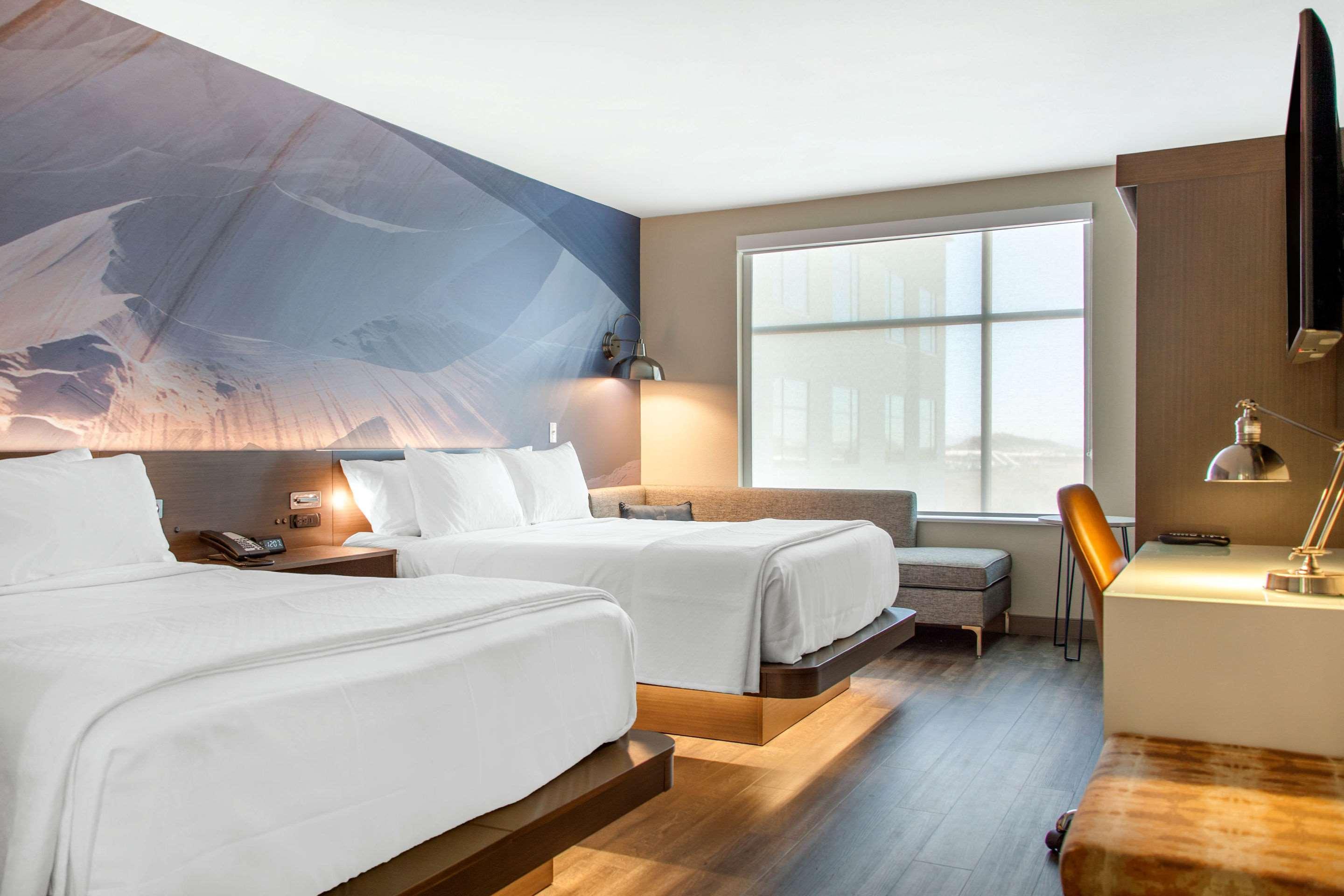 Cambria Hotel Greenville Kültér fotó