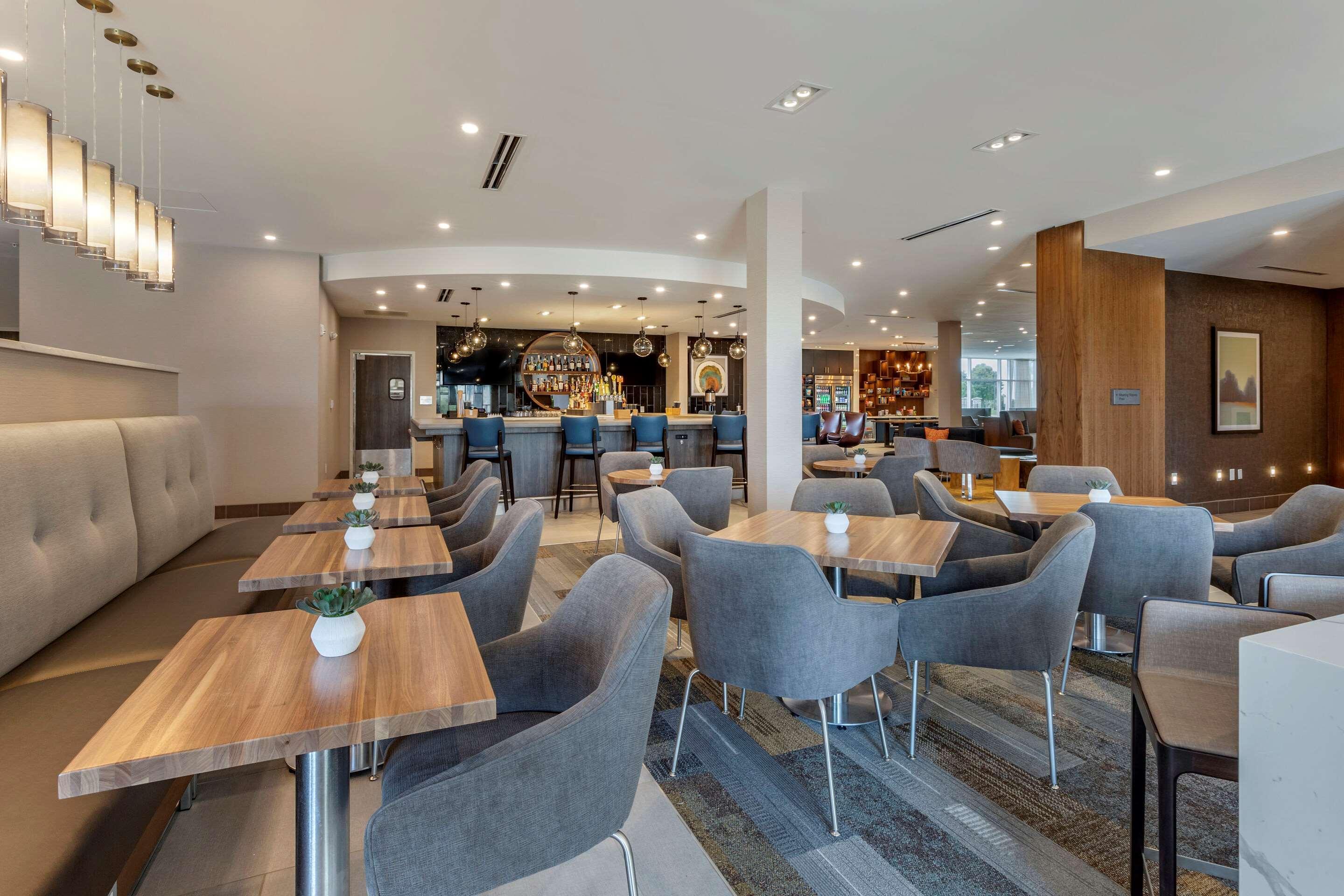 Cambria Hotel Greenville Kültér fotó