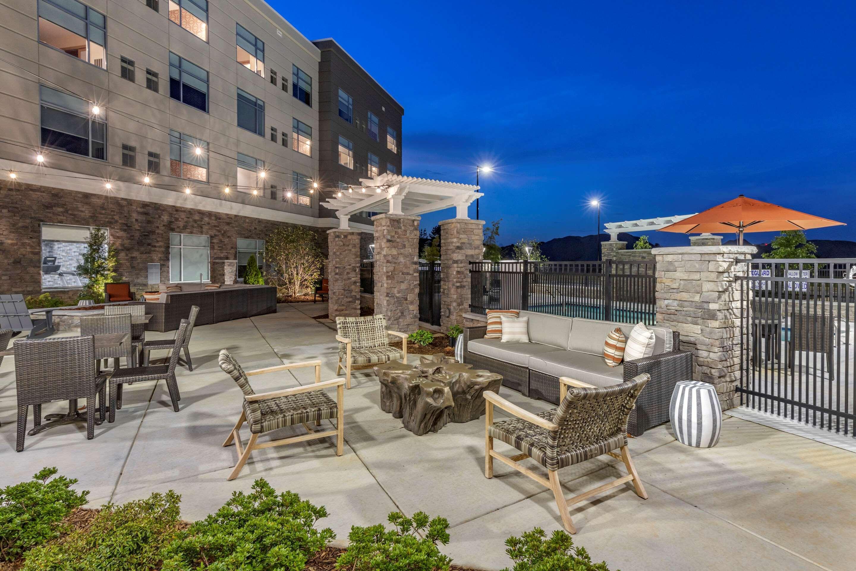 Cambria Hotel Greenville Kültér fotó